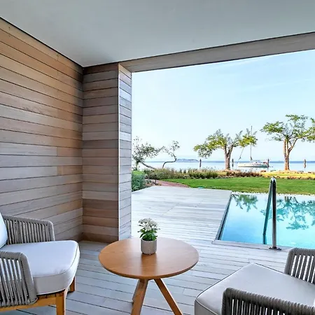 Vathi Cove Luxury & 5*