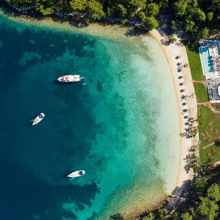 Vathi Cove Luxury & 5* Chrisi Ammoudia