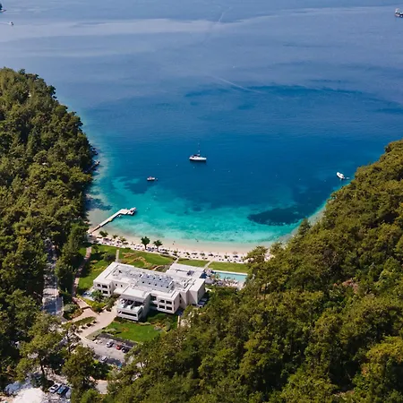 Vathi Cove Luxury & Hotel