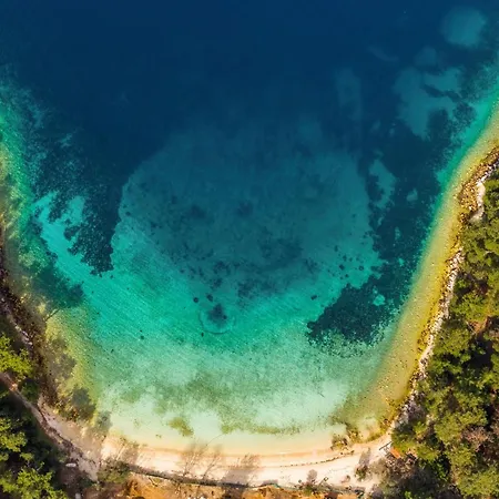 Vathi Cove Luxury & 5*